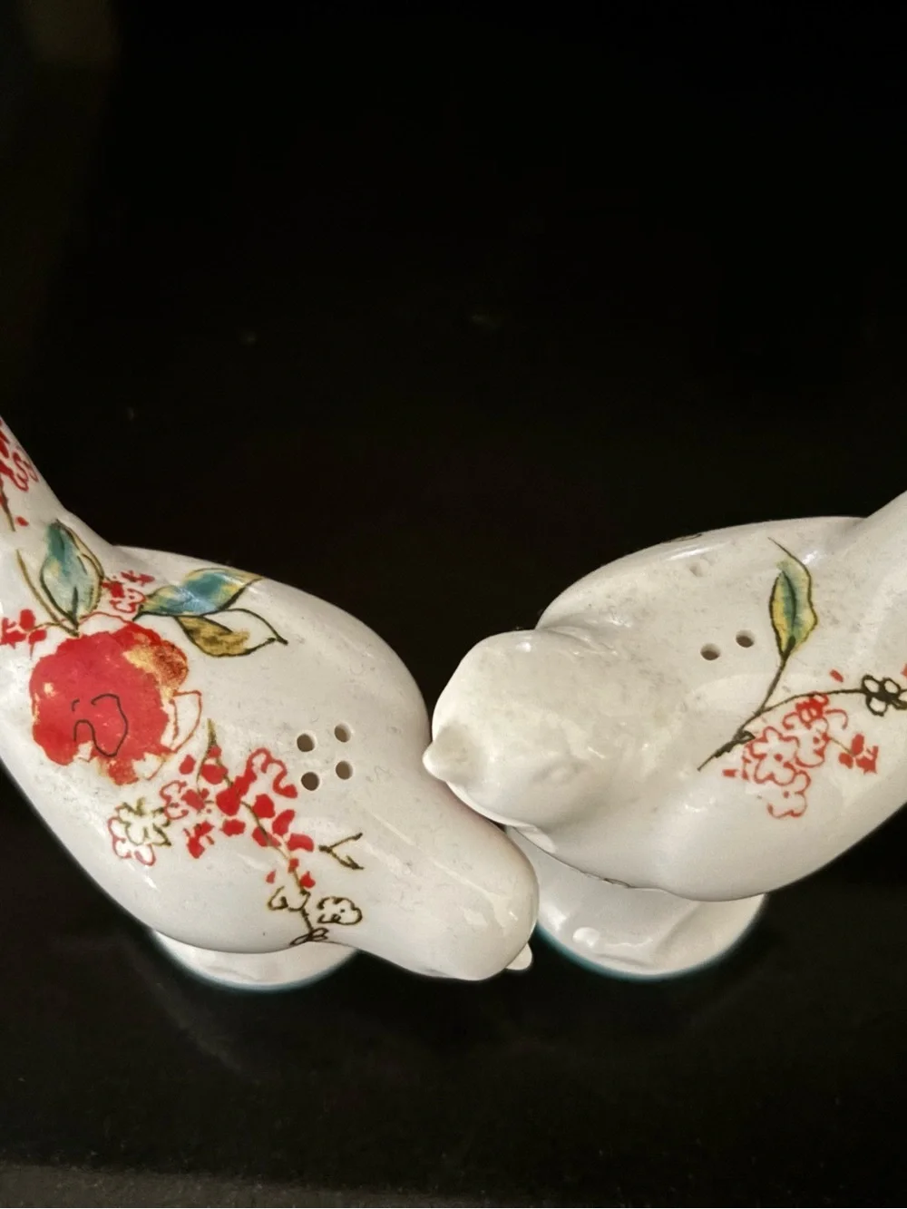 Lenox White Ceramic Chirp Collection Salt and Pepper Shaker Set